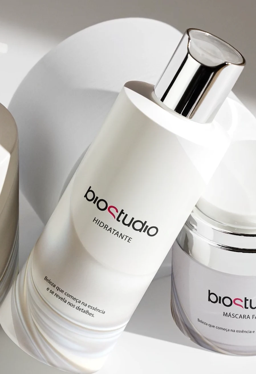 BioStudio — naming e linha de biocosmética